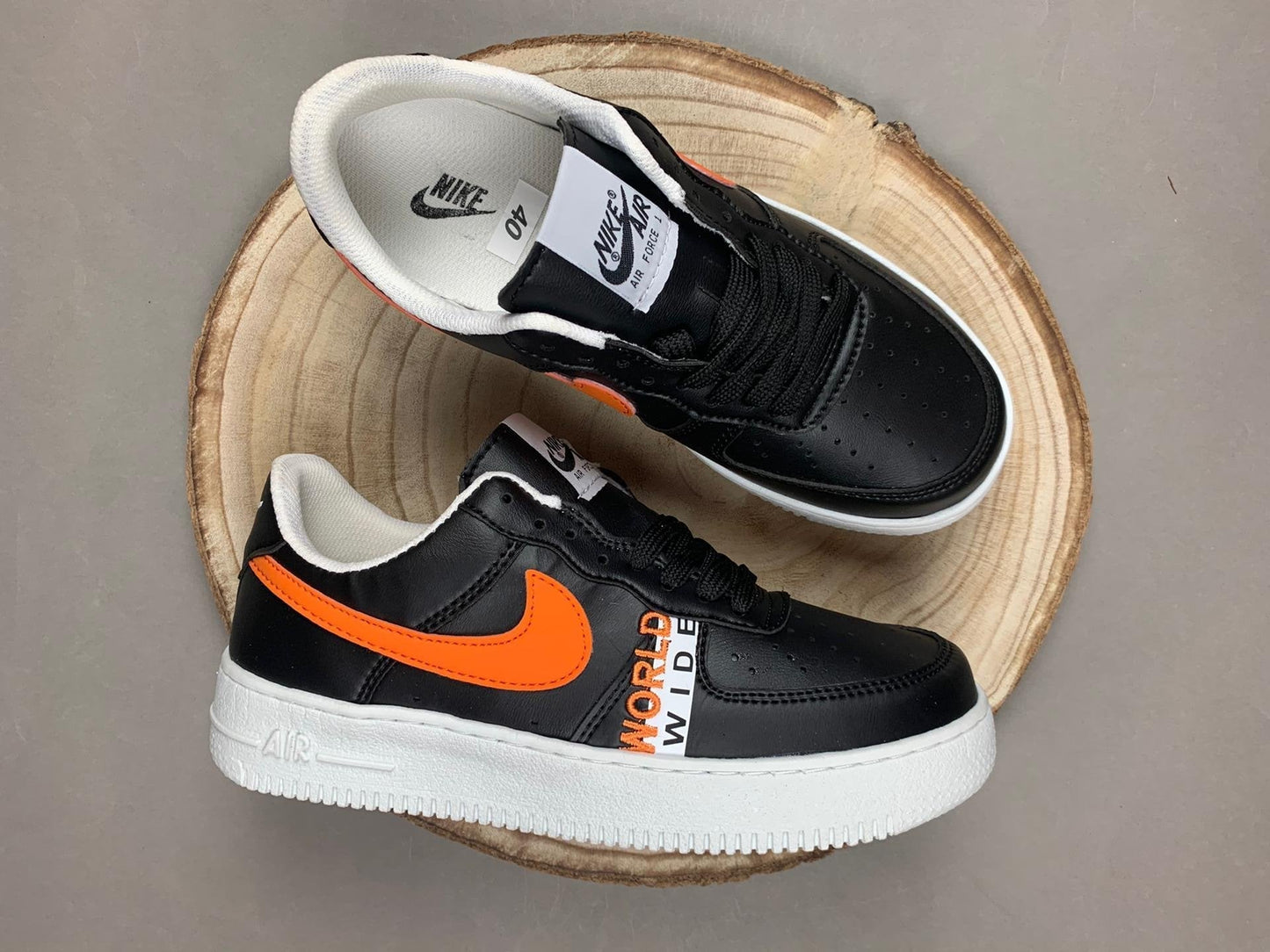 Nike Air Force 1 WORLD WIDE